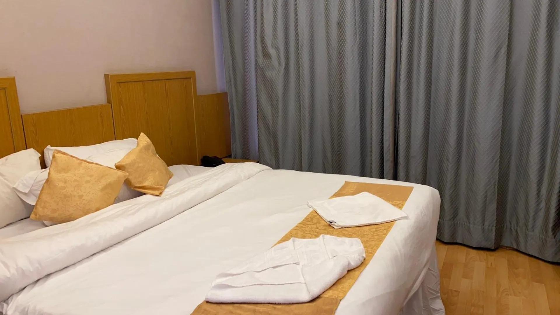 فندق ميزاب اوركيد العزيزية Mecca Hotel